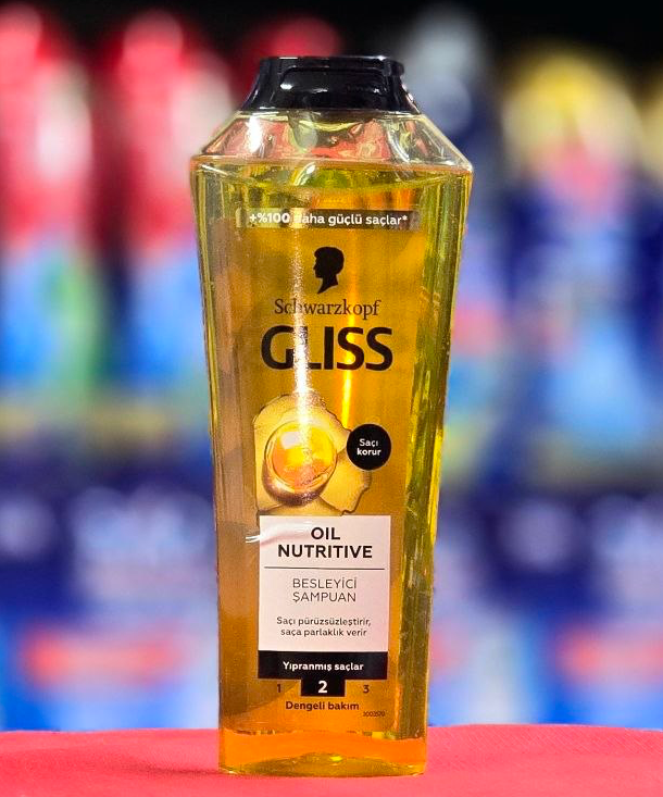 شامپو گلیس oil naturitive ترمیم کننده موهای خشک و کدر ۴۰۰ میل