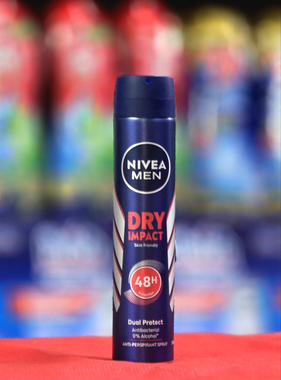 اسپری مردانه نیوا Dry Impact حجم 150 میل